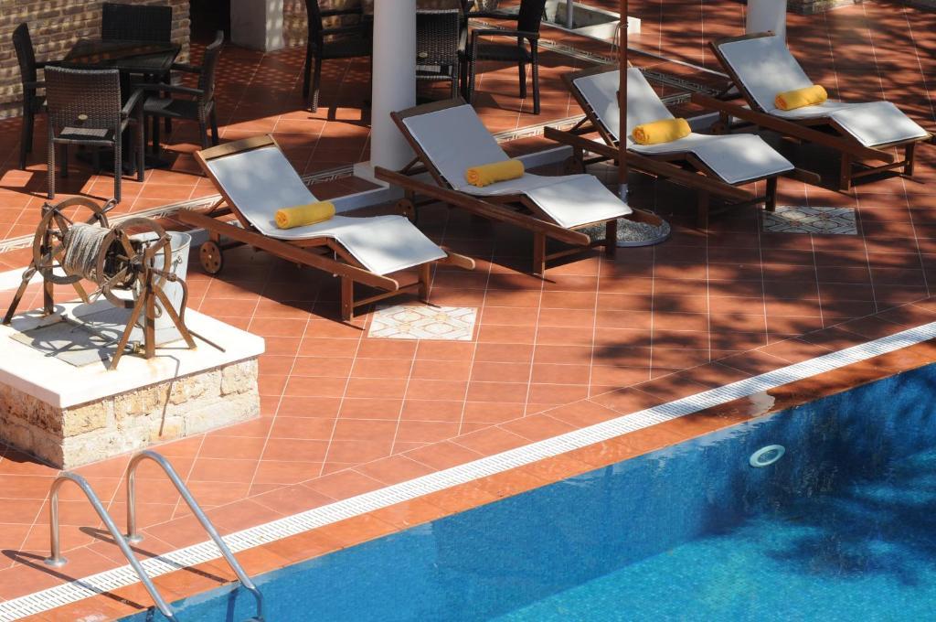 Metohi Georgila Aparthotel Ханя Екстериор снимка